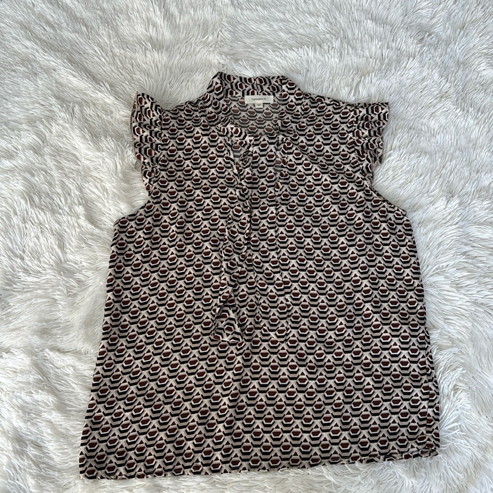 Short sleeve blouse